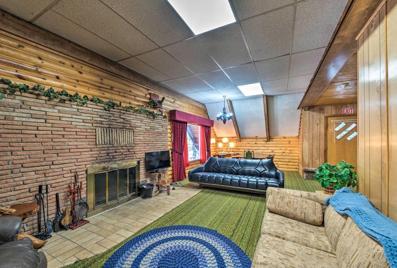Ruidoso Cabin With Forest Views And Covered Porch Εξωτερικό φωτογραφία